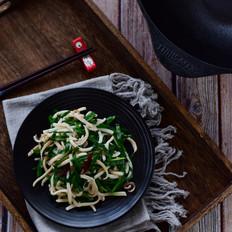 韭菜炒魷魚的做法-咸鮮味炒菜譜